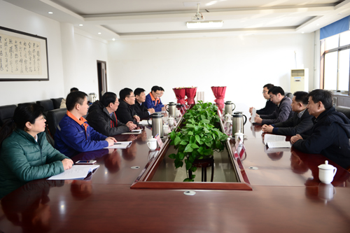 汶上县委领导到半岛集团公司_半岛（中国）慰问济宁市有突出贡献中青年专家